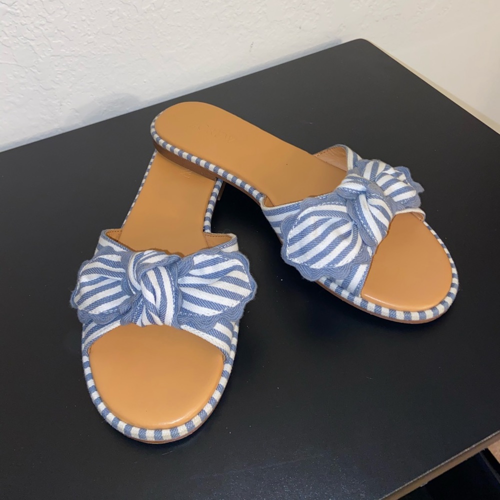 Sandals size 6